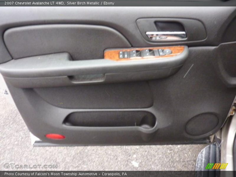 Silver Birch Metallic / Ebony 2007 Chevrolet Avalanche LT 4WD