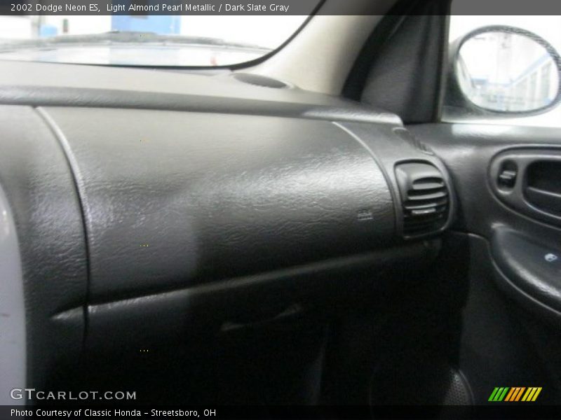 Light Almond Pearl Metallic / Dark Slate Gray 2002 Dodge Neon ES