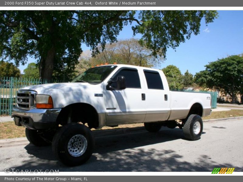 Oxford White / Medium Parchment 2000 Ford F350 Super Duty Lariat Crew Cab 4x4