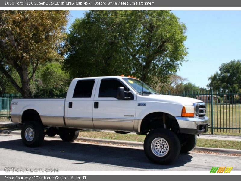 Oxford White / Medium Parchment 2000 Ford F350 Super Duty Lariat Crew Cab 4x4