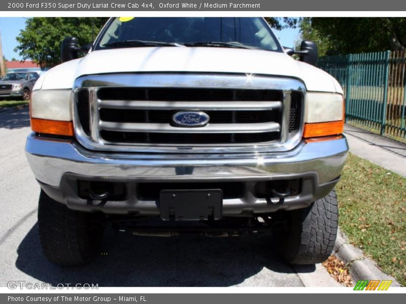 Oxford White / Medium Parchment 2000 Ford F350 Super Duty Lariat Crew Cab 4x4