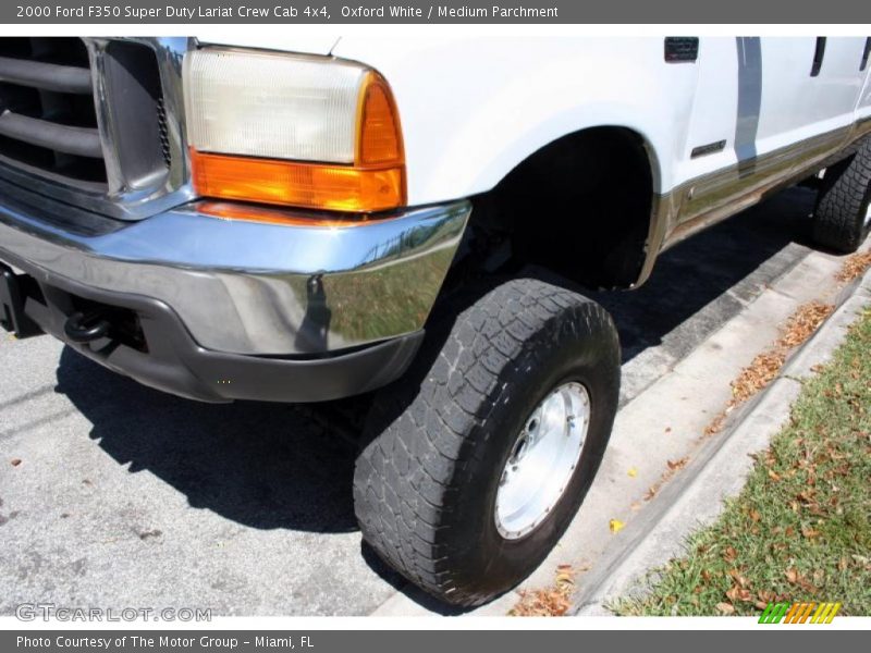 Oxford White / Medium Parchment 2000 Ford F350 Super Duty Lariat Crew Cab 4x4