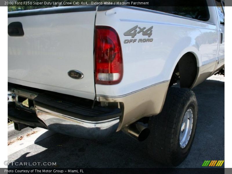 Oxford White / Medium Parchment 2000 Ford F350 Super Duty Lariat Crew Cab 4x4