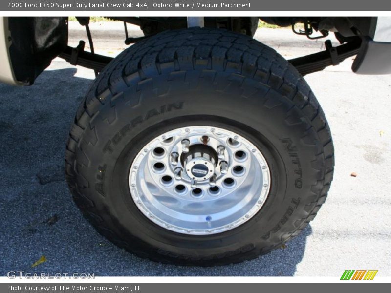 Oxford White / Medium Parchment 2000 Ford F350 Super Duty Lariat Crew Cab 4x4