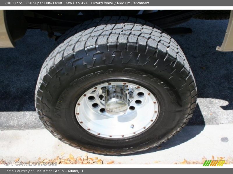 Oxford White / Medium Parchment 2000 Ford F350 Super Duty Lariat Crew Cab 4x4