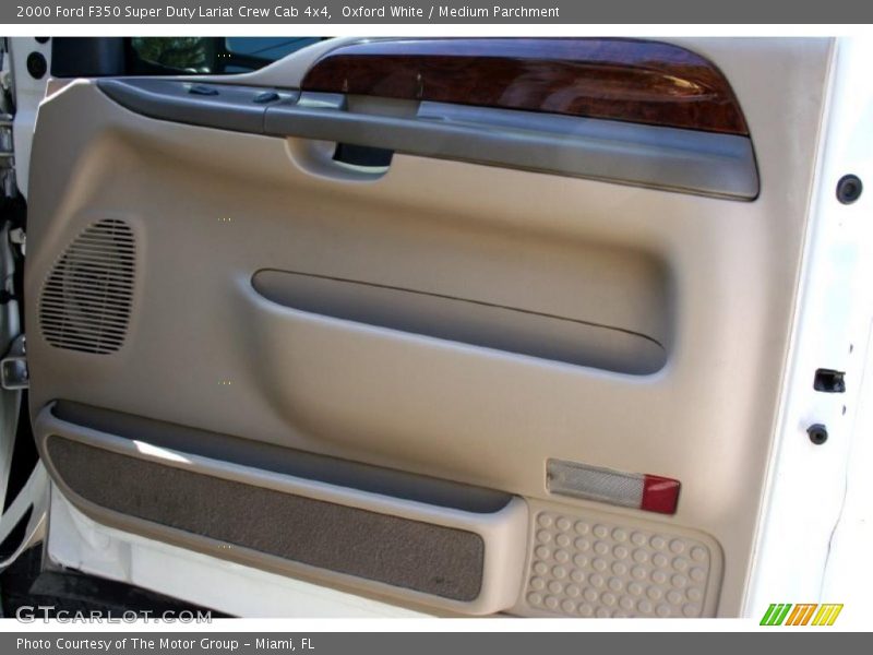 Oxford White / Medium Parchment 2000 Ford F350 Super Duty Lariat Crew Cab 4x4