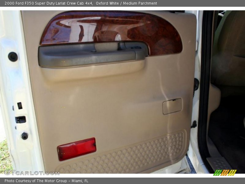 Oxford White / Medium Parchment 2000 Ford F350 Super Duty Lariat Crew Cab 4x4