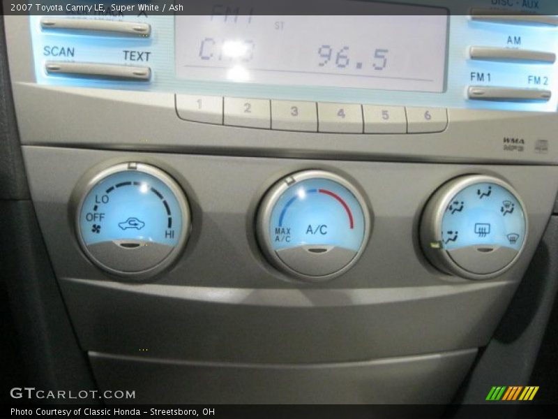 Super White / Ash 2007 Toyota Camry LE
