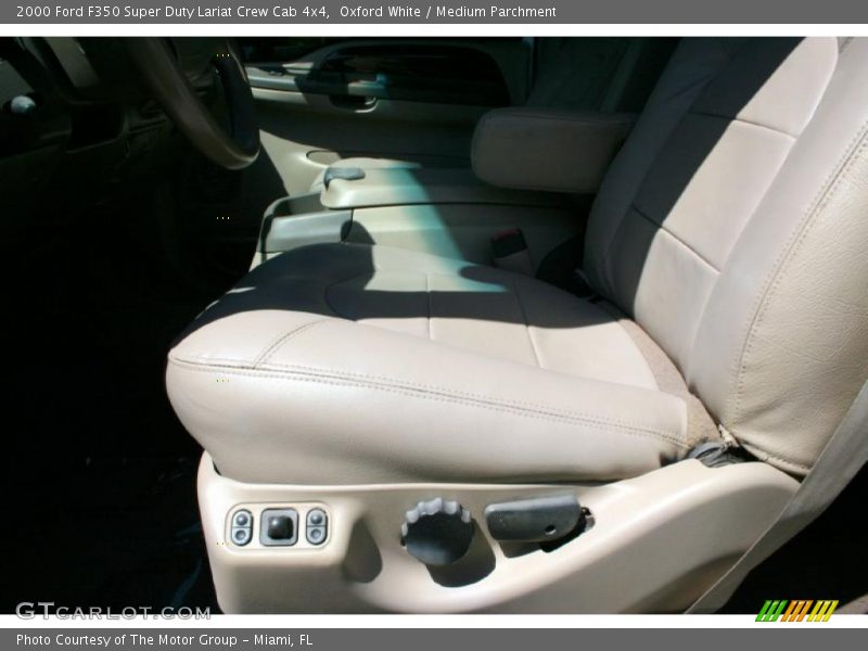 Oxford White / Medium Parchment 2000 Ford F350 Super Duty Lariat Crew Cab 4x4