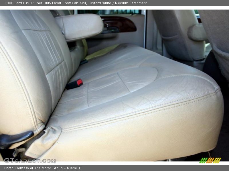 Oxford White / Medium Parchment 2000 Ford F350 Super Duty Lariat Crew Cab 4x4
