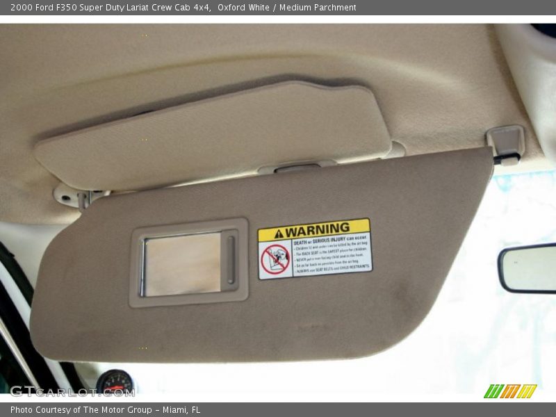 Oxford White / Medium Parchment 2000 Ford F350 Super Duty Lariat Crew Cab 4x4