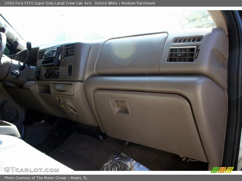 Oxford White / Medium Parchment 2000 Ford F350 Super Duty Lariat Crew Cab 4x4