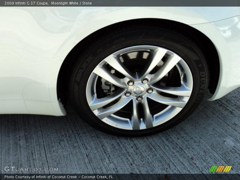 Moonlight White / Stone 2009 Infiniti G 37 Coupe