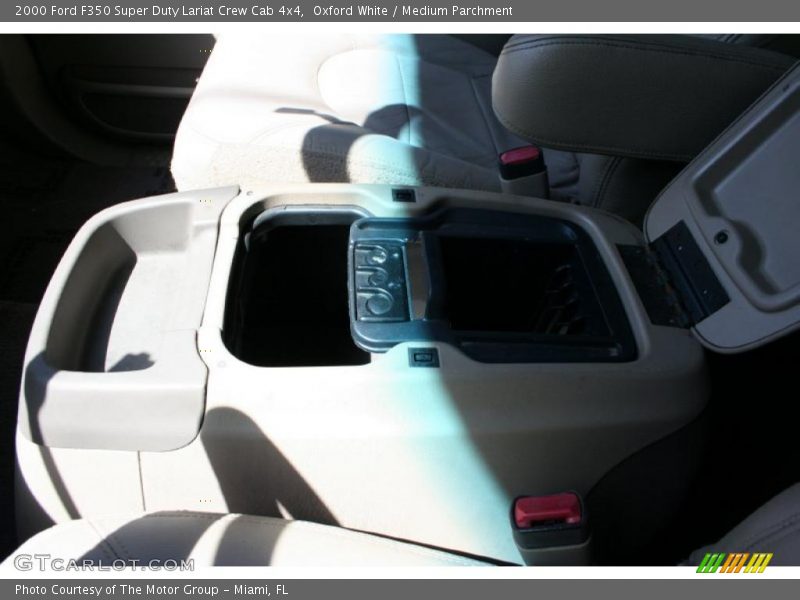 Oxford White / Medium Parchment 2000 Ford F350 Super Duty Lariat Crew Cab 4x4
