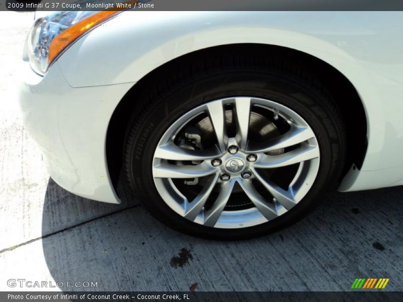 Moonlight White / Stone 2009 Infiniti G 37 Coupe