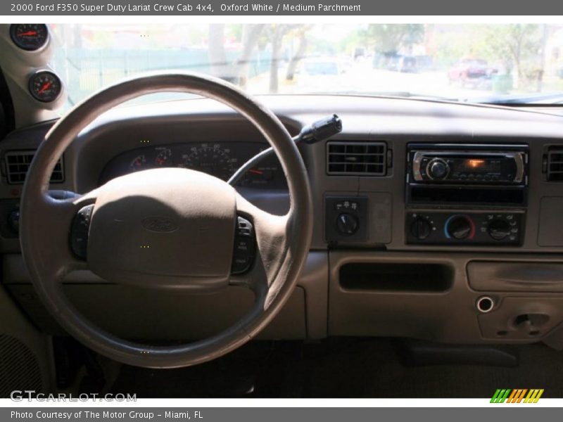 Oxford White / Medium Parchment 2000 Ford F350 Super Duty Lariat Crew Cab 4x4