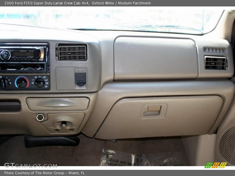 Oxford White / Medium Parchment 2000 Ford F350 Super Duty Lariat Crew Cab 4x4