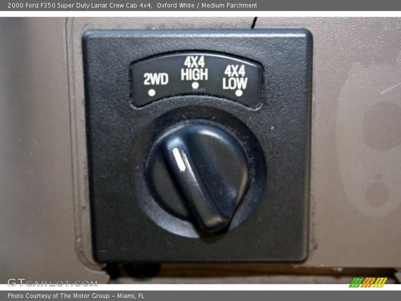 Oxford White / Medium Parchment 2000 Ford F350 Super Duty Lariat Crew Cab 4x4