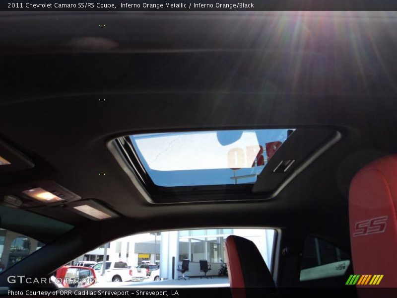 Sunroof of 2011 Camaro SS/RS Coupe
