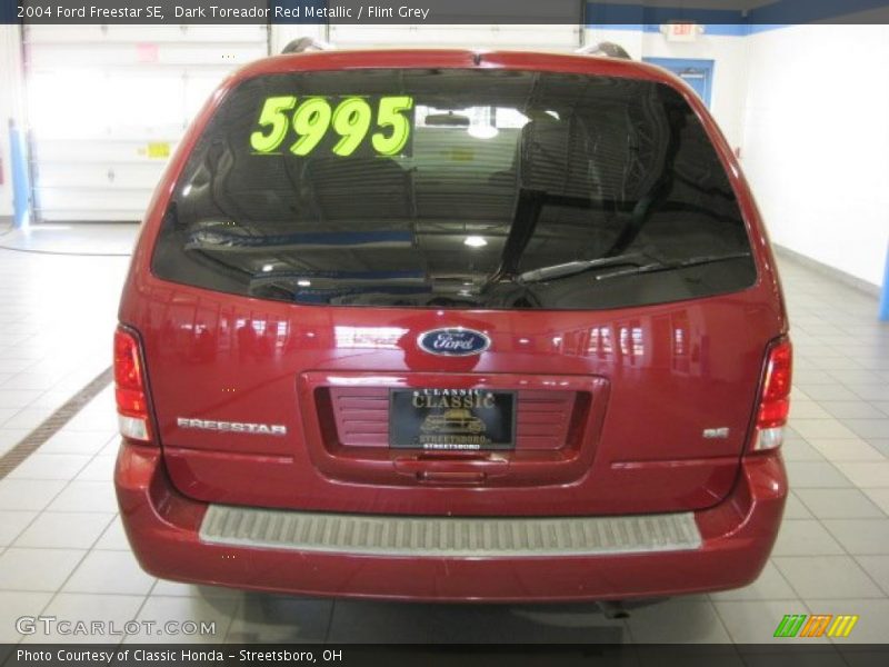 Dark Toreador Red Metallic / Flint Grey 2004 Ford Freestar SE
