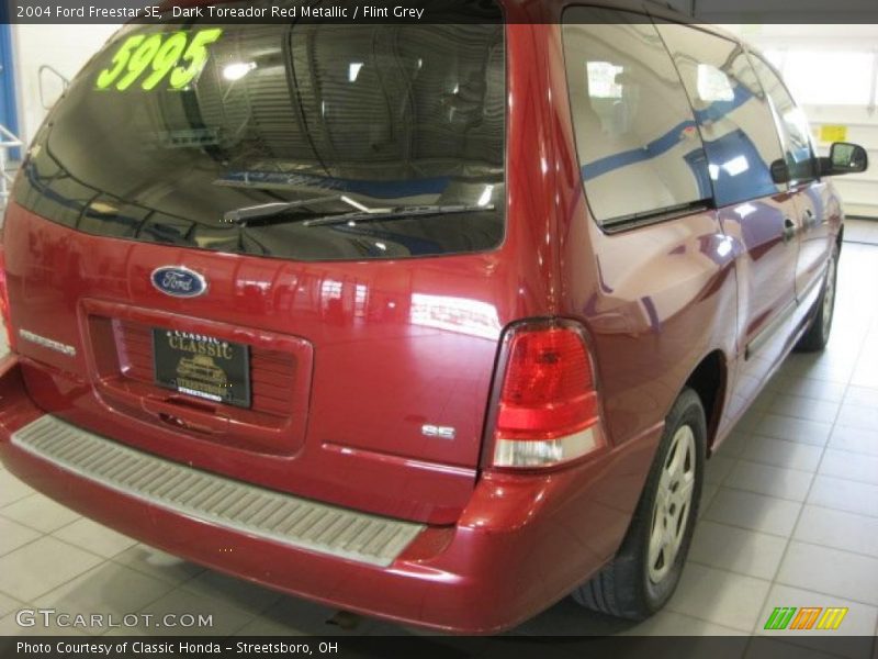 Dark Toreador Red Metallic / Flint Grey 2004 Ford Freestar SE