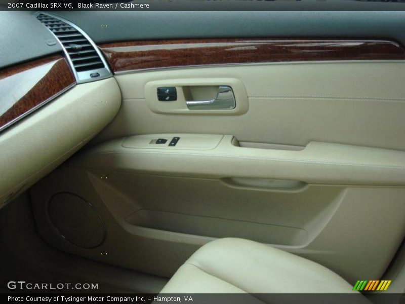 Black Raven / Cashmere 2007 Cadillac SRX V6