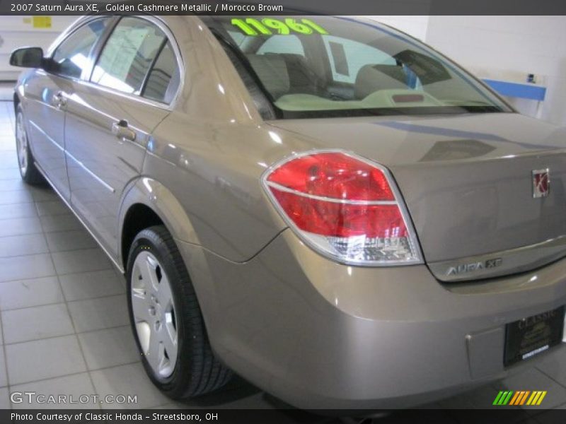 Golden Cashmere Metallic / Morocco Brown 2007 Saturn Aura XE
