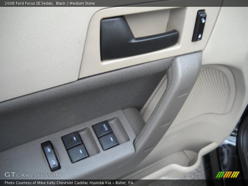 Black / Medium Stone 2008 Ford Focus SE Sedan