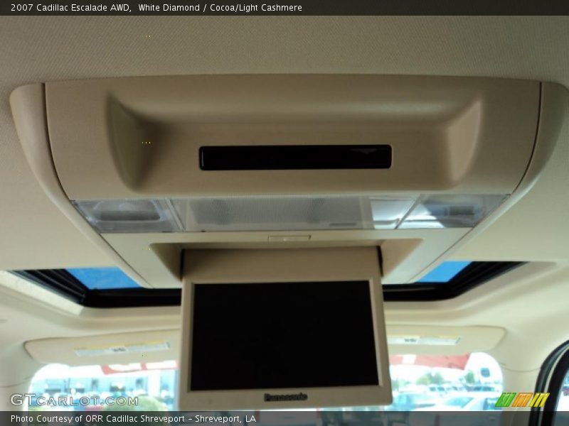 White Diamond / Cocoa/Light Cashmere 2007 Cadillac Escalade AWD
