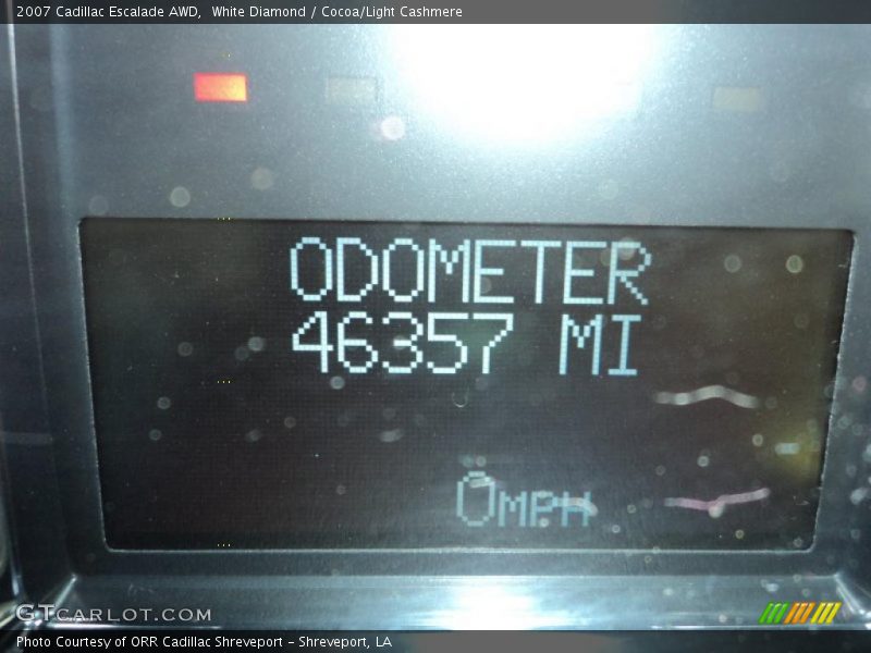 White Diamond / Cocoa/Light Cashmere 2007 Cadillac Escalade AWD