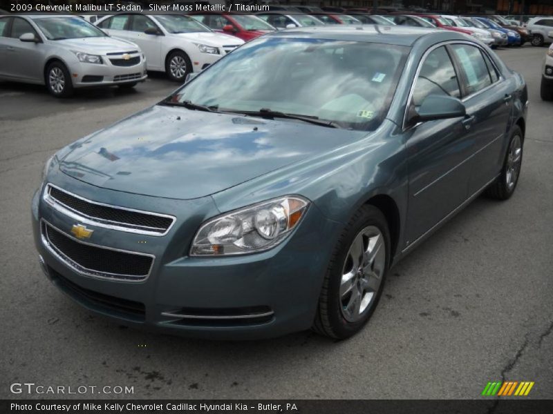 Silver Moss Metallic / Titanium 2009 Chevrolet Malibu LT Sedan