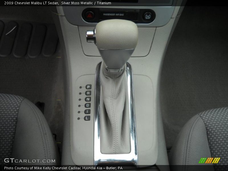 Silver Moss Metallic / Titanium 2009 Chevrolet Malibu LT Sedan