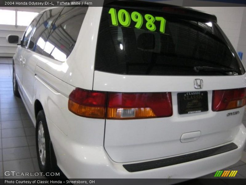 Taffeta White / Fern 2004 Honda Odyssey EX-L