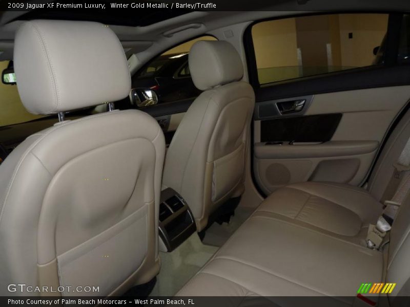 Winter Gold Metallic / Barley/Truffle 2009 Jaguar XF Premium Luxury