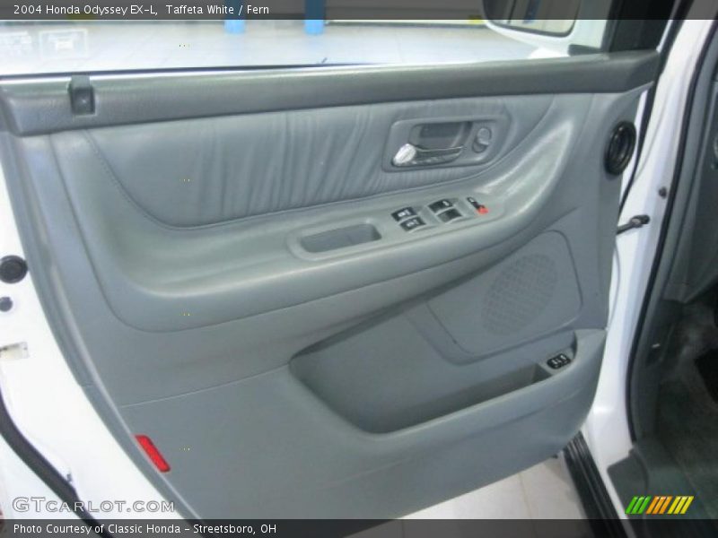 Taffeta White / Fern 2004 Honda Odyssey EX-L