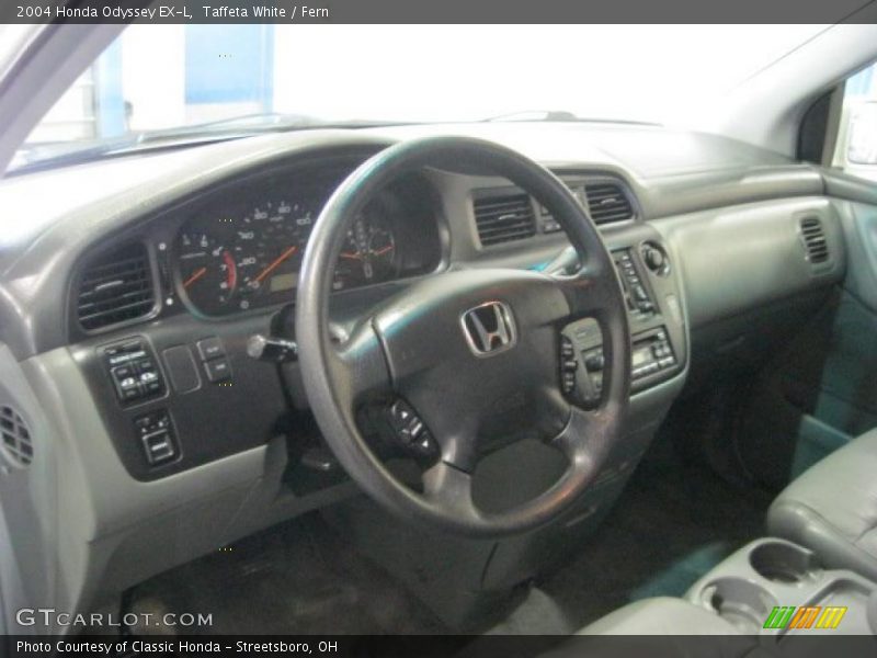 Dashboard of 2004 Odyssey EX-L