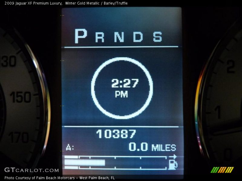 Winter Gold Metallic / Barley/Truffle 2009 Jaguar XF Premium Luxury