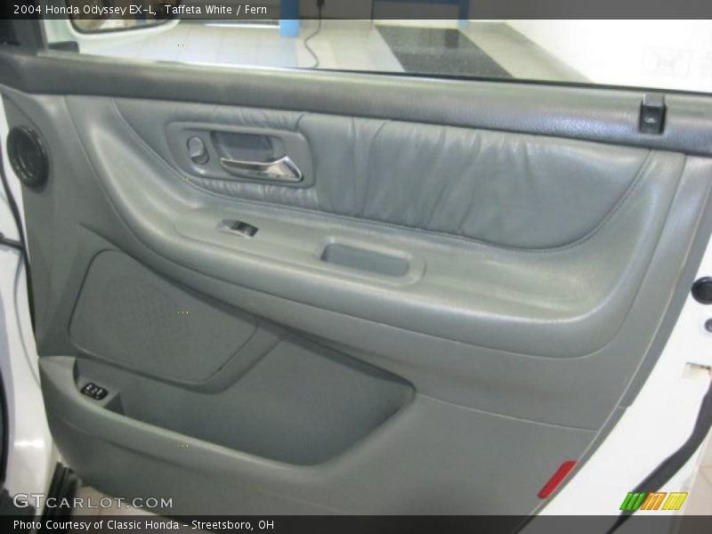 Taffeta White / Fern 2004 Honda Odyssey EX-L