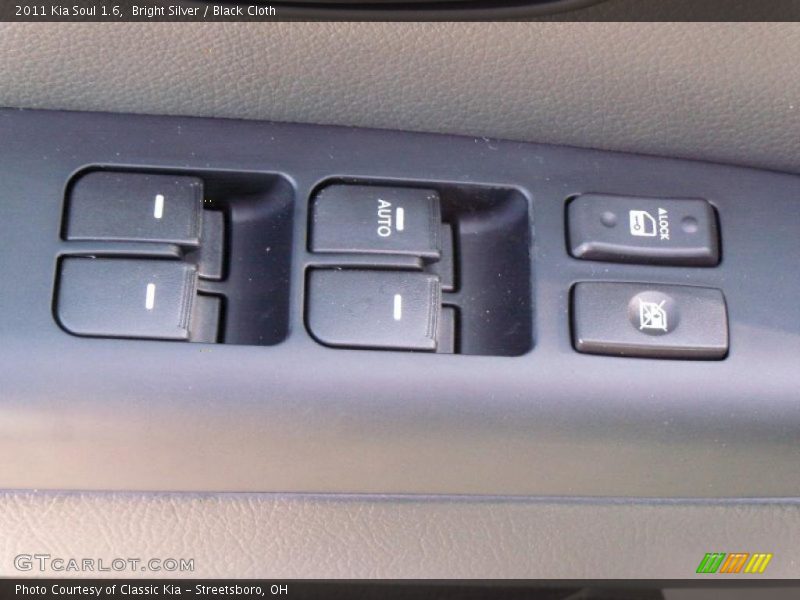Controls of 2011 Soul 1.6