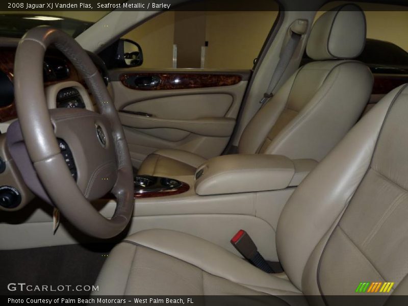 Seafrost Metallic / Barley 2008 Jaguar XJ Vanden Plas