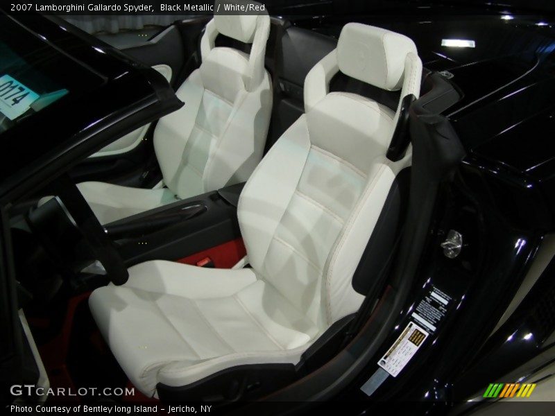 Front Seat of 2007 Gallardo Spyder