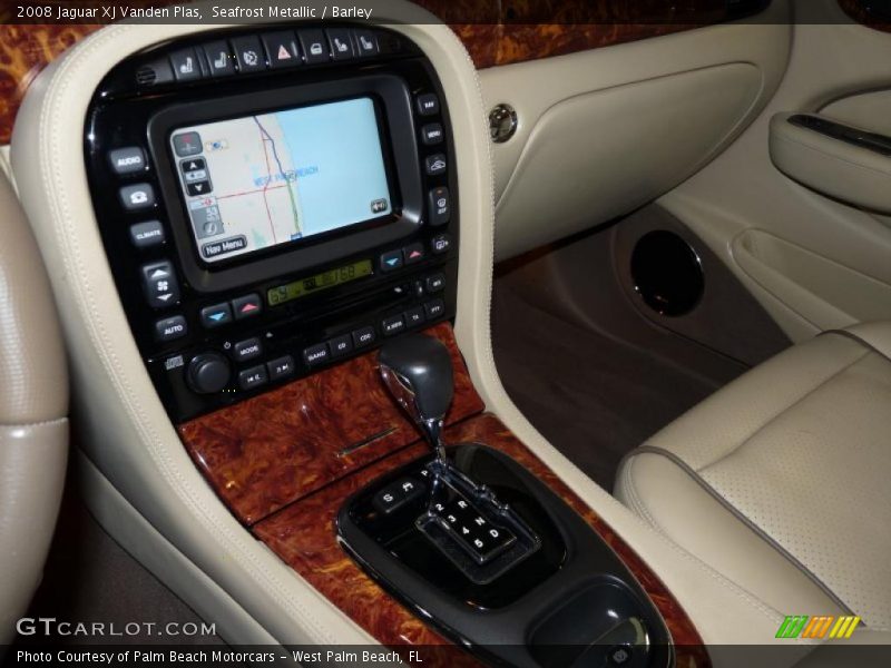 Seafrost Metallic / Barley 2008 Jaguar XJ Vanden Plas