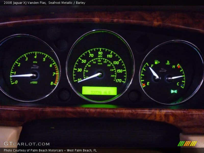 Seafrost Metallic / Barley 2008 Jaguar XJ Vanden Plas