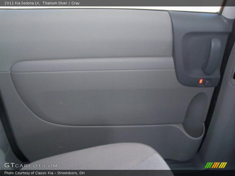 Titanium Silver / Gray 2011 Kia Sedona LX