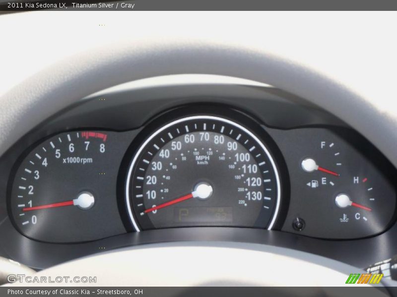 Titanium Silver / Gray 2011 Kia Sedona LX