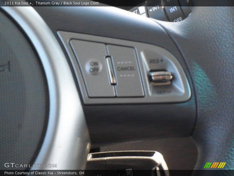Titanium Gray / Black Soul Logo Cloth 2011 Kia Soul +