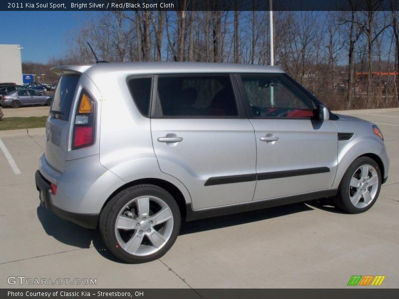 Bright Silver / Red/Black Sport Cloth 2011 Kia Soul Sport