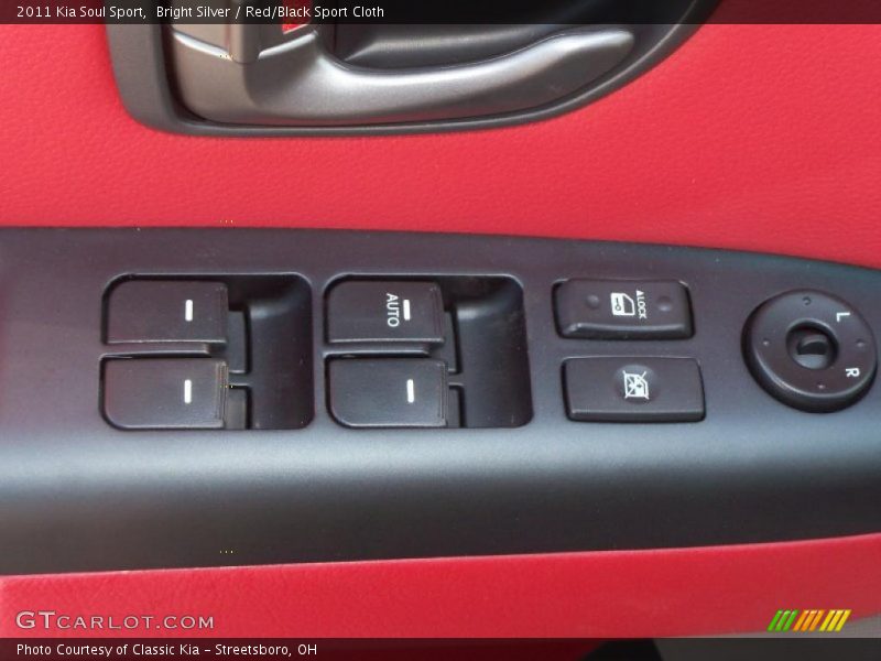 Bright Silver / Red/Black Sport Cloth 2011 Kia Soul Sport