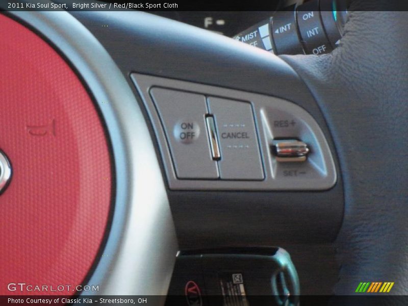 Bright Silver / Red/Black Sport Cloth 2011 Kia Soul Sport