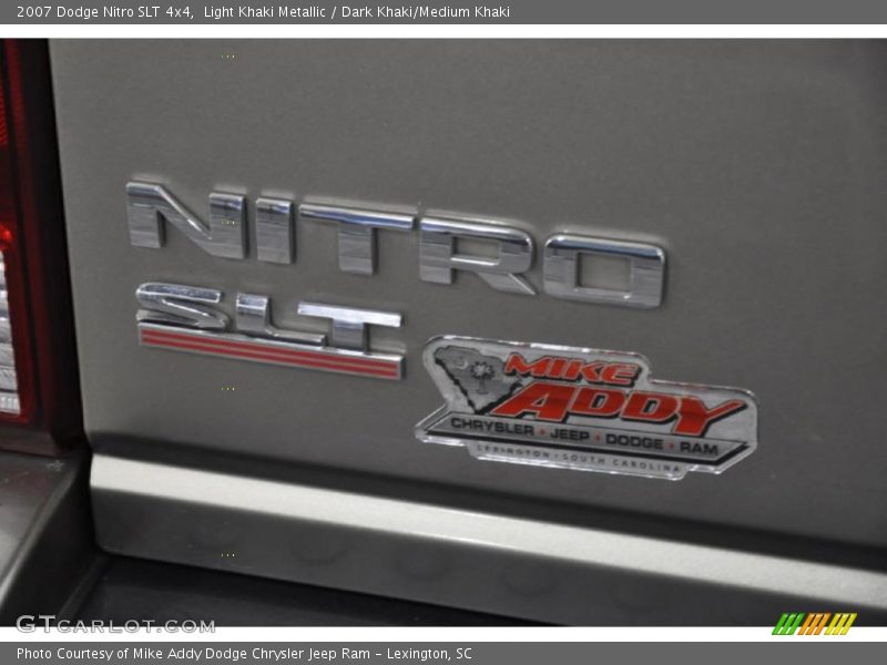Light Khaki Metallic / Dark Khaki/Medium Khaki 2007 Dodge Nitro SLT 4x4